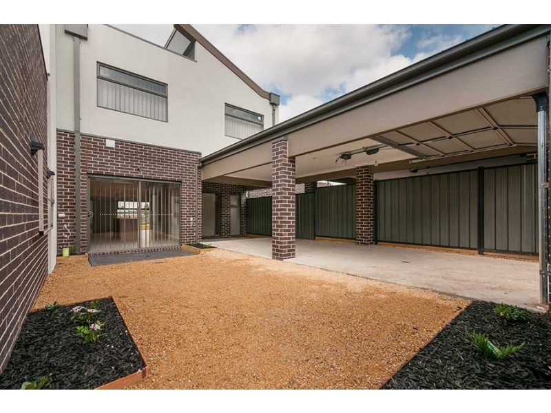 28/4 Delany Lane, Craigieburn VIC 3064