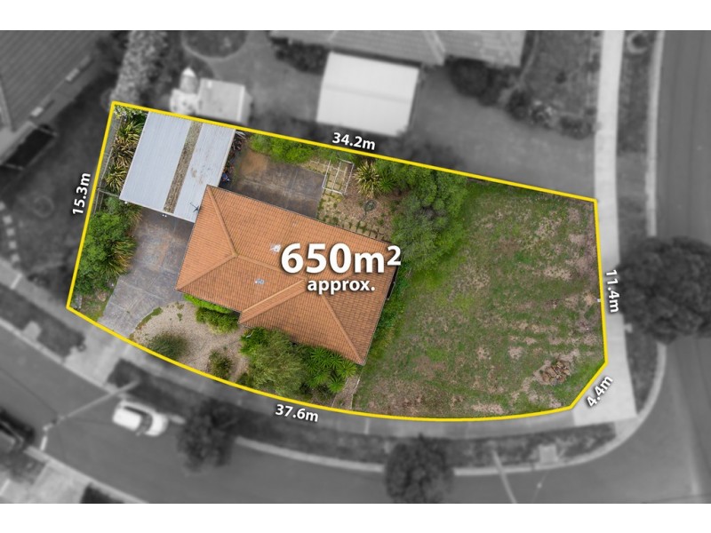 76 Banbury Crescent, Craigieburn VIC 3064