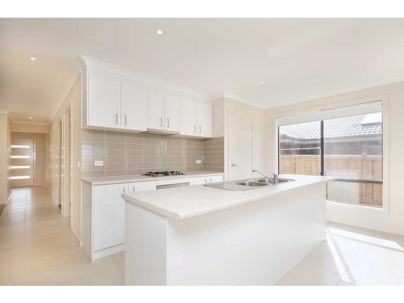 15 Telopea Avenue, Wallan VIC 3756