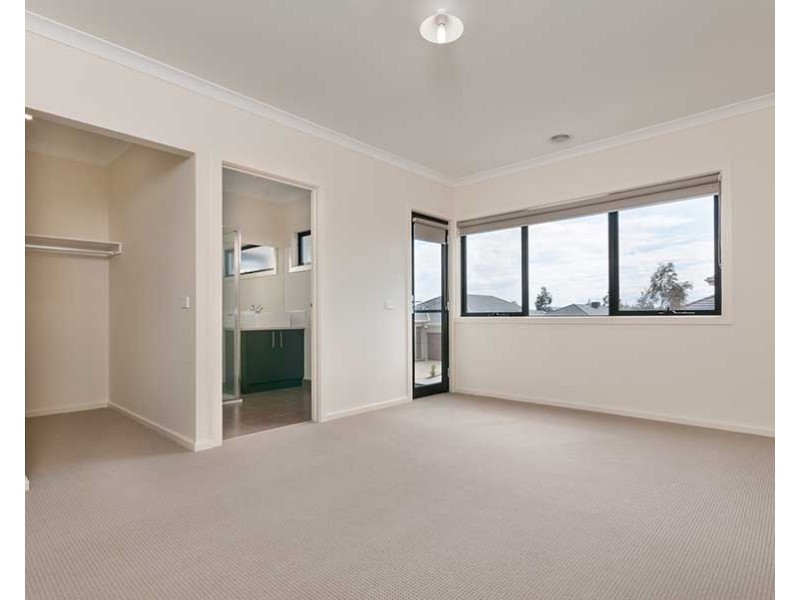 4/38 Mallard Circuit, Craigieburn VIC 3064