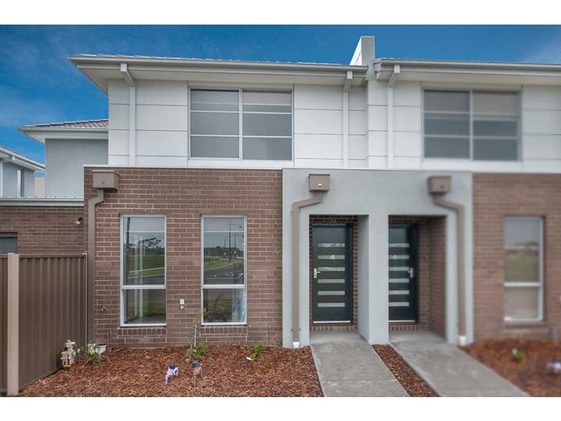 2/2 Brunswick Crescent, Craigieburn VIC 3064