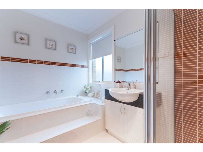 1 Hibernia Place, Craigieburn VIC 3064