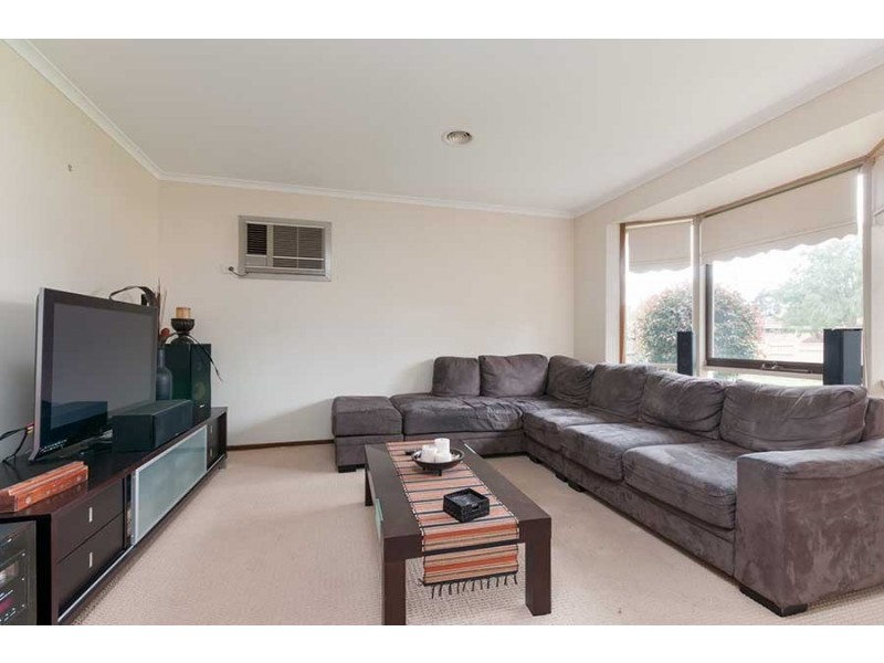 71 Cimberwood Drive, Craigieburn VIC 3064