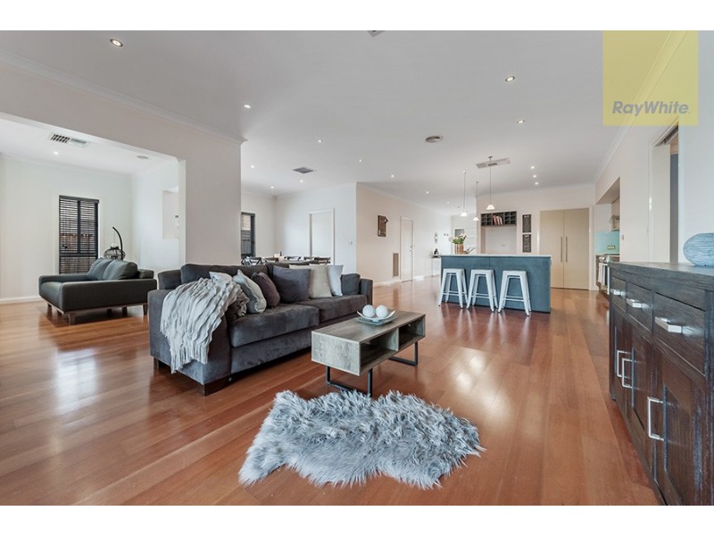 183 Central Park Avenue, Craigieburn VIC 3064