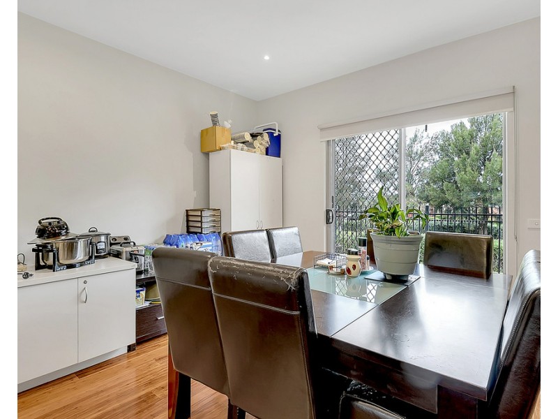 24/60 Cradle Mountain Drive, Craigieburn VIC 3064