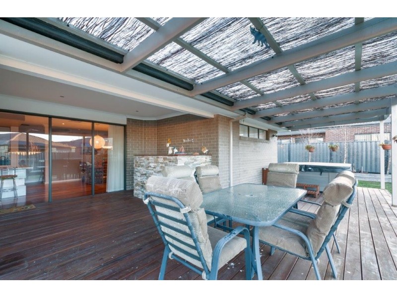 30 Kelway Street, Craigieburn VIC 3064