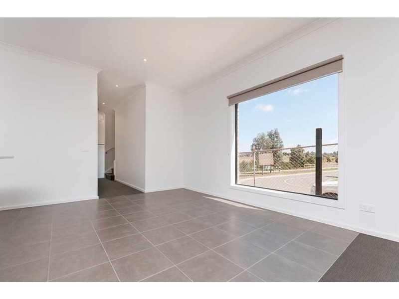 23/38 Mallard Circuit, Craigieburn VIC 3064