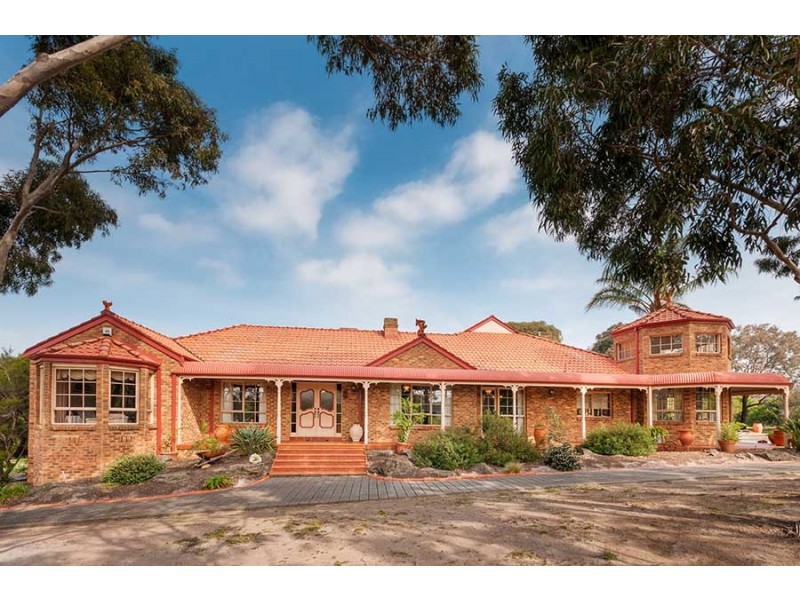 1 Greenock Court, Greenvale VIC 3059