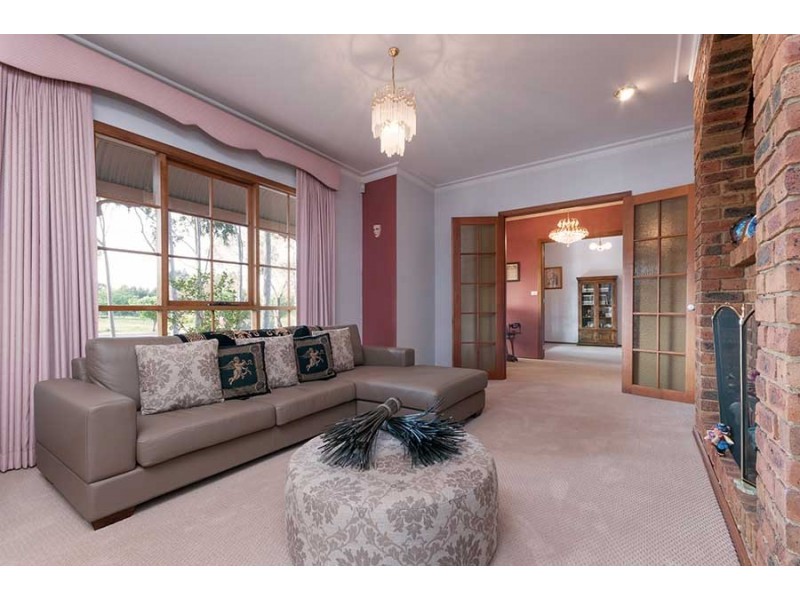 1 Greenock Court, Greenvale VIC 3059