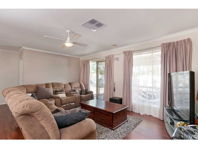 61 Creekwood Drive, Craigieburn VIC 3064