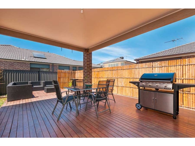19 Ebony Circuit, Craigieburn VIC 3064