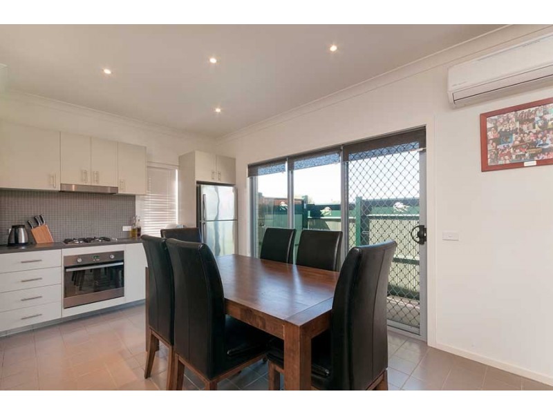 2 Hawthorn Lane, Craigieburn VIC 3064