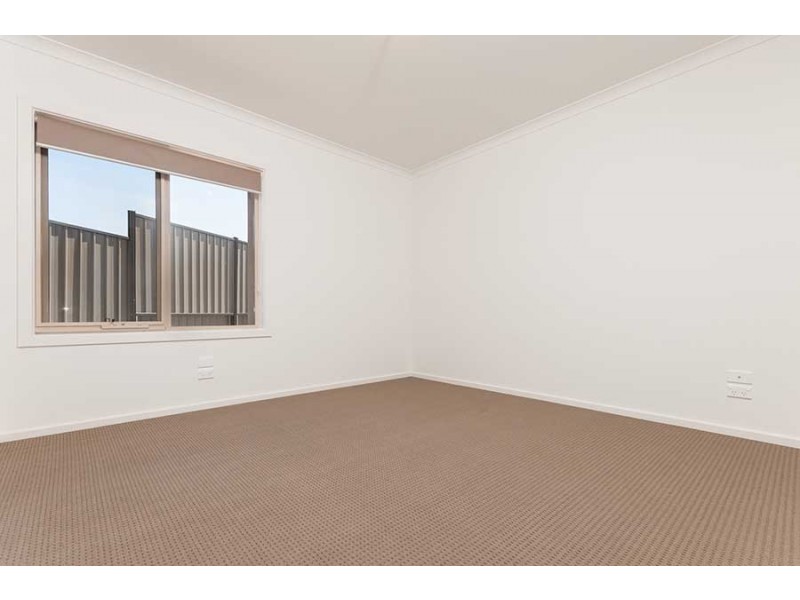 44/1-11 Hyde Park Avenue, Craigieburn VIC 3064