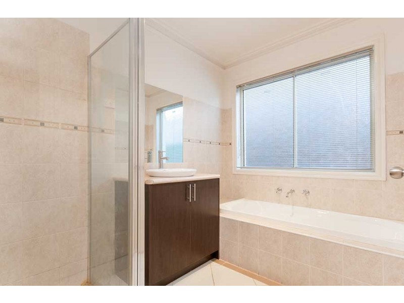 30 Fawkner Lane, Craigieburn VIC 3064