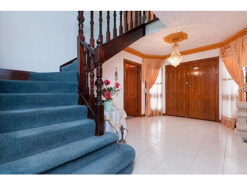 17 Amarina Close, Meadow Heights VIC 3048