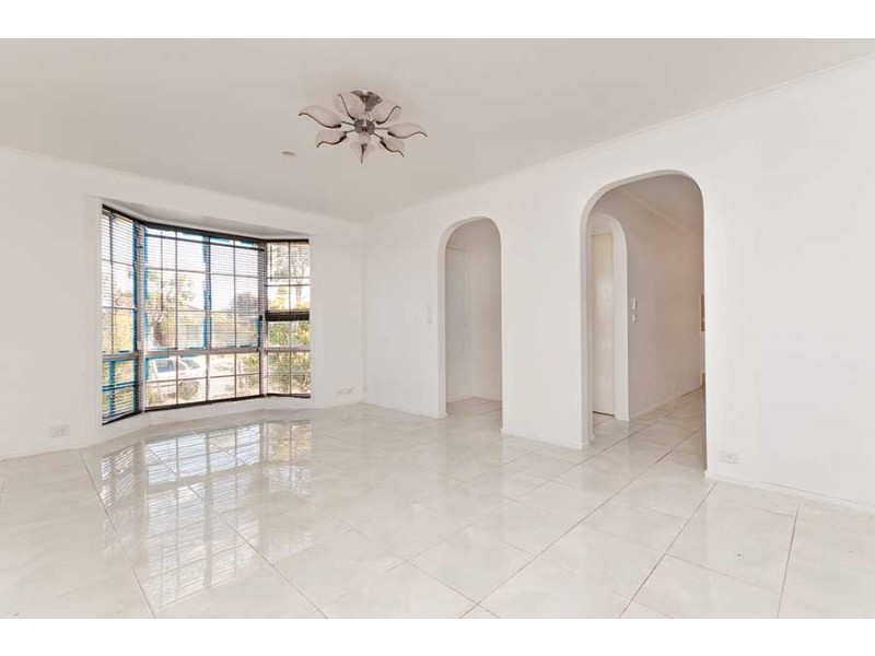 168 Hothlyn Drive, Craigieburn VIC 3064