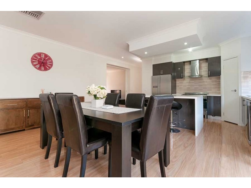 25 Acland Street, Craigieburn VIC 3064