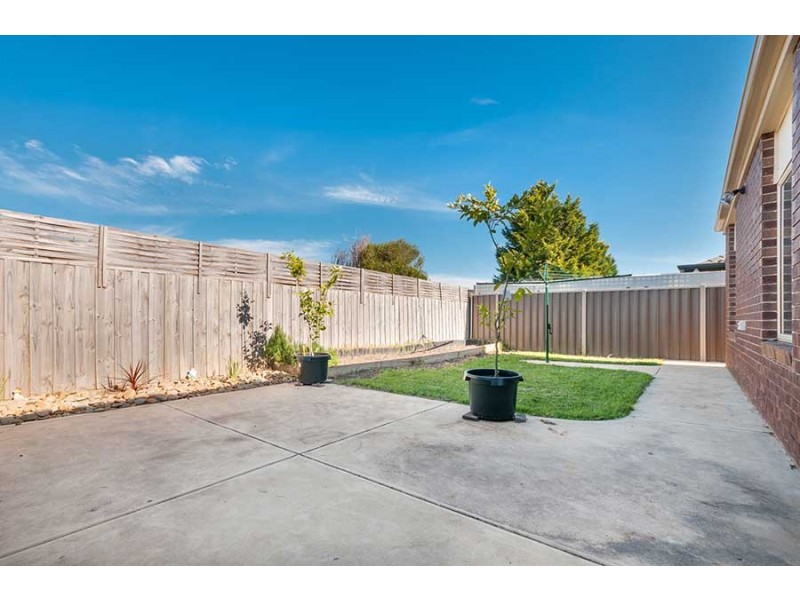25 Acland Street, Craigieburn VIC 3064