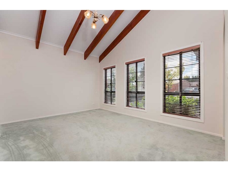 13 Cardiff Court, Craigieburn VIC 3064