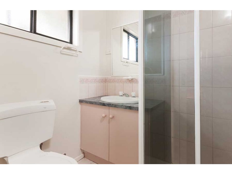 13 Cardiff Court, Craigieburn VIC 3064