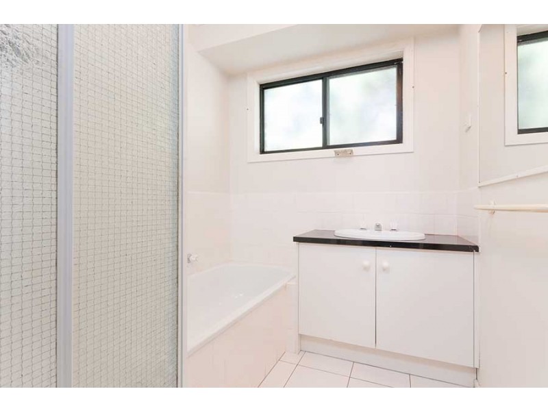 13 Cardiff Court, Craigieburn VIC 3064