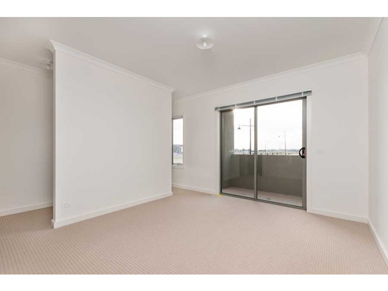 69 Clarendon Avenue, Craigieburn VIC 3064