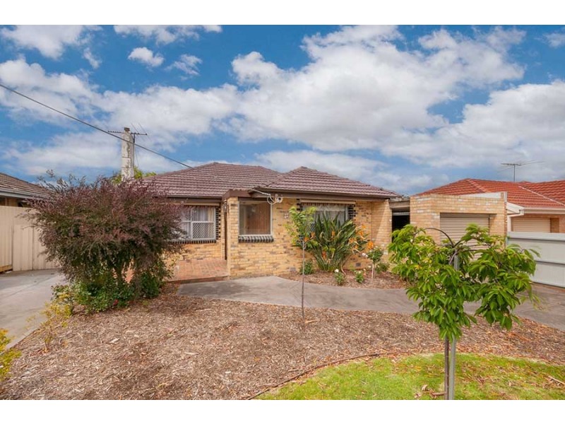 21 Robinson Street, Jacana VIC 3047