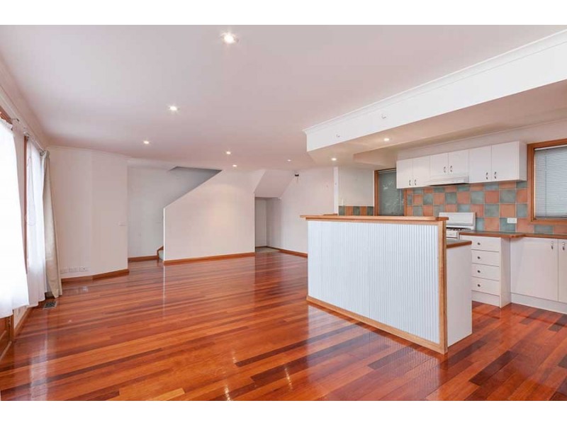 21B Robinson Street, Jacana VIC 3047