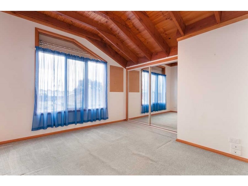 21B Robinson Street, Jacana VIC 3047