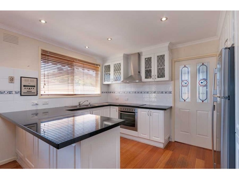 11 Commonwealth Court, Craigieburn VIC 3064