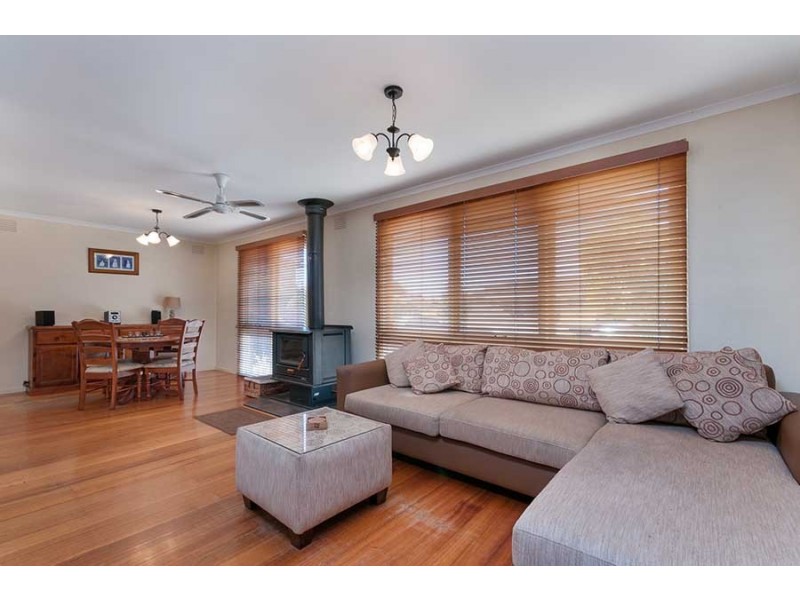 11 Commonwealth Court, Craigieburn VIC 3064