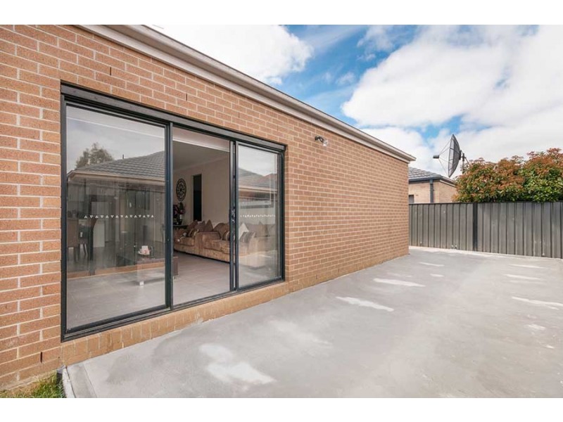 9 Ardsley Circuit, Craigieburn VIC 3064