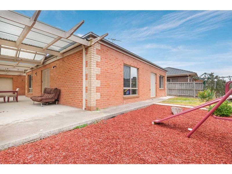 15 Claremont Street, Craigieburn VIC 3064
