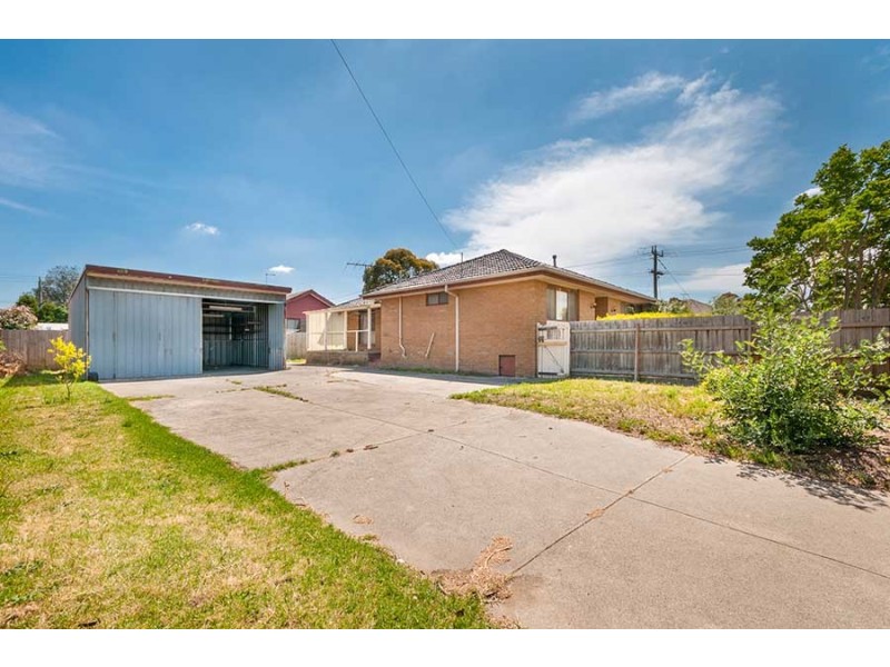 28 Dianne Avenue, Craigieburn VIC 3064