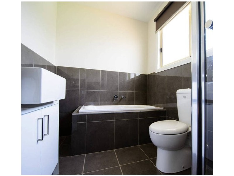 2/56-58 Walsh Street, Broadmeadows VIC 3047