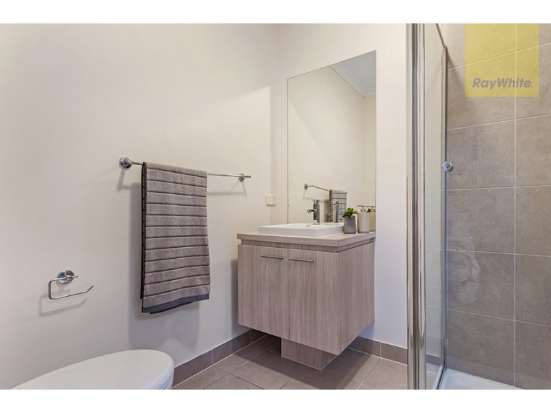 9 Euphoria Street, Craigieburn VIC 3064