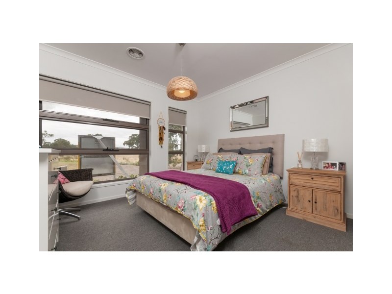 16 Viewrise Walk, Craigieburn VIC 3064