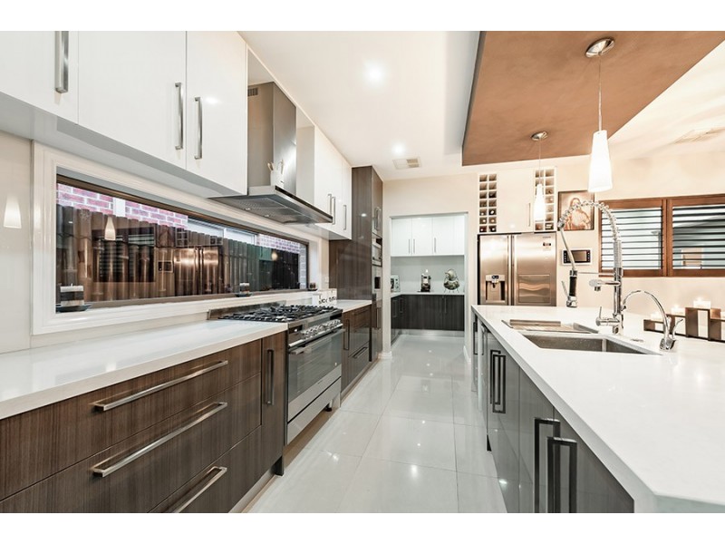 2 Humber Street, Craigieburn VIC 3064