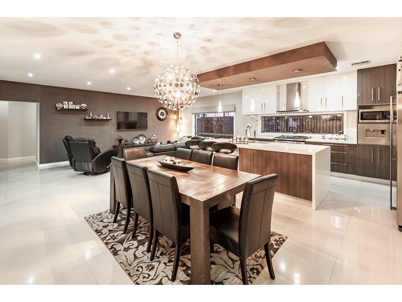 2 Humber Street, Craigieburn VIC 3064