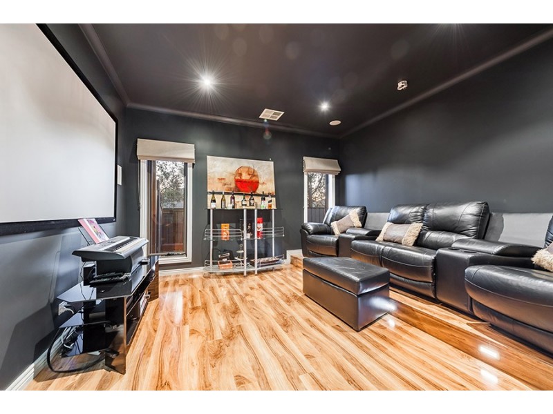 2 Humber Street, Craigieburn VIC 3064