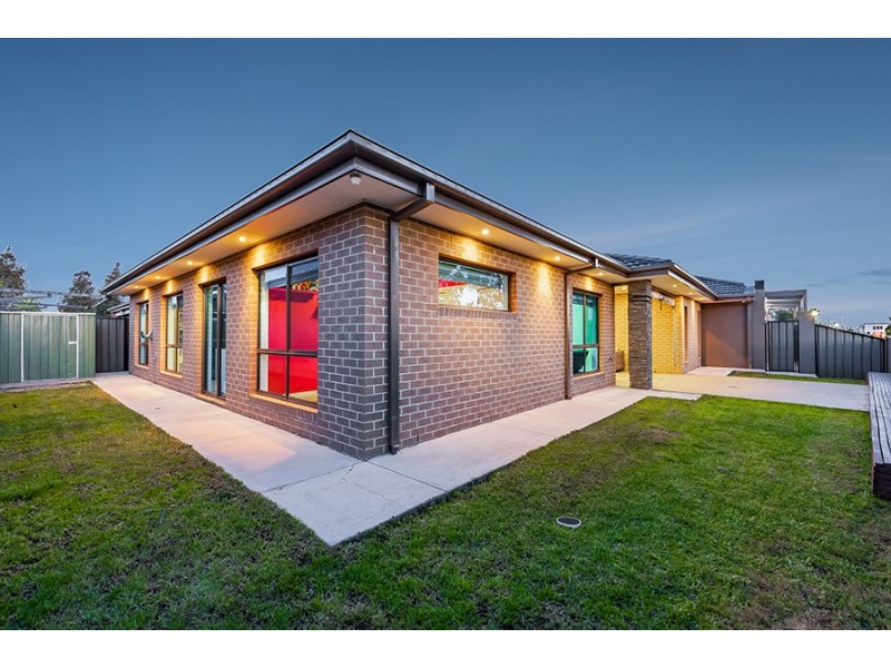 2 Humber Street, Craigieburn VIC 3064