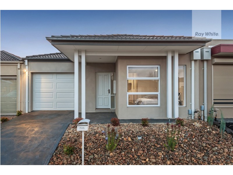 10 Crosskeys Road, Craigieburn VIC 3064