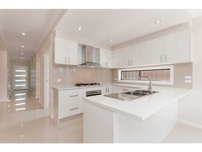 33 Jonesfield Street, Craigieburn VIC 3064