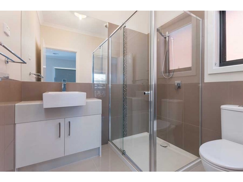 33 Jonesfield Street, Craigieburn VIC 3064