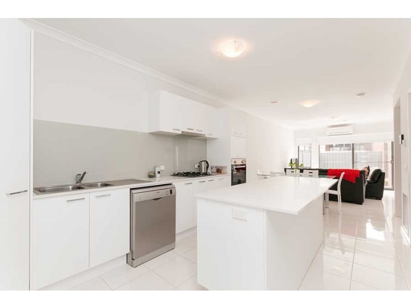 21 Groveton Street, Craigieburn VIC 3064