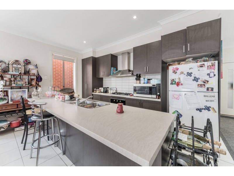 22 Furlong Street, Craigieburn VIC 3064