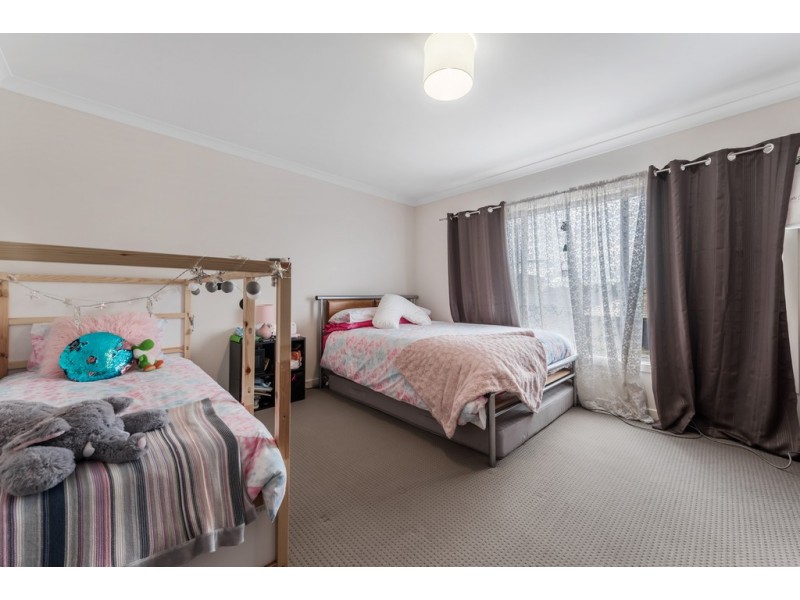 22 Furlong Street, Craigieburn VIC 3064