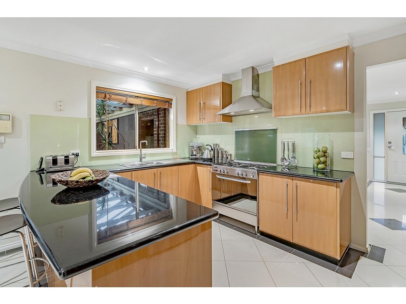 47 Athol Avenue, Roxburgh Park VIC 3064