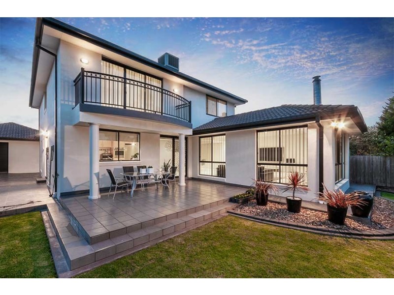 16 Johnson Court, Roxburgh Park VIC 3064