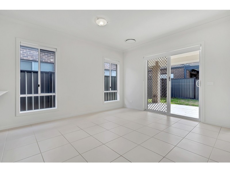 26 Falkland Road, Craigieburn VIC 3064